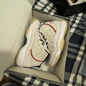 Jordan retro 11